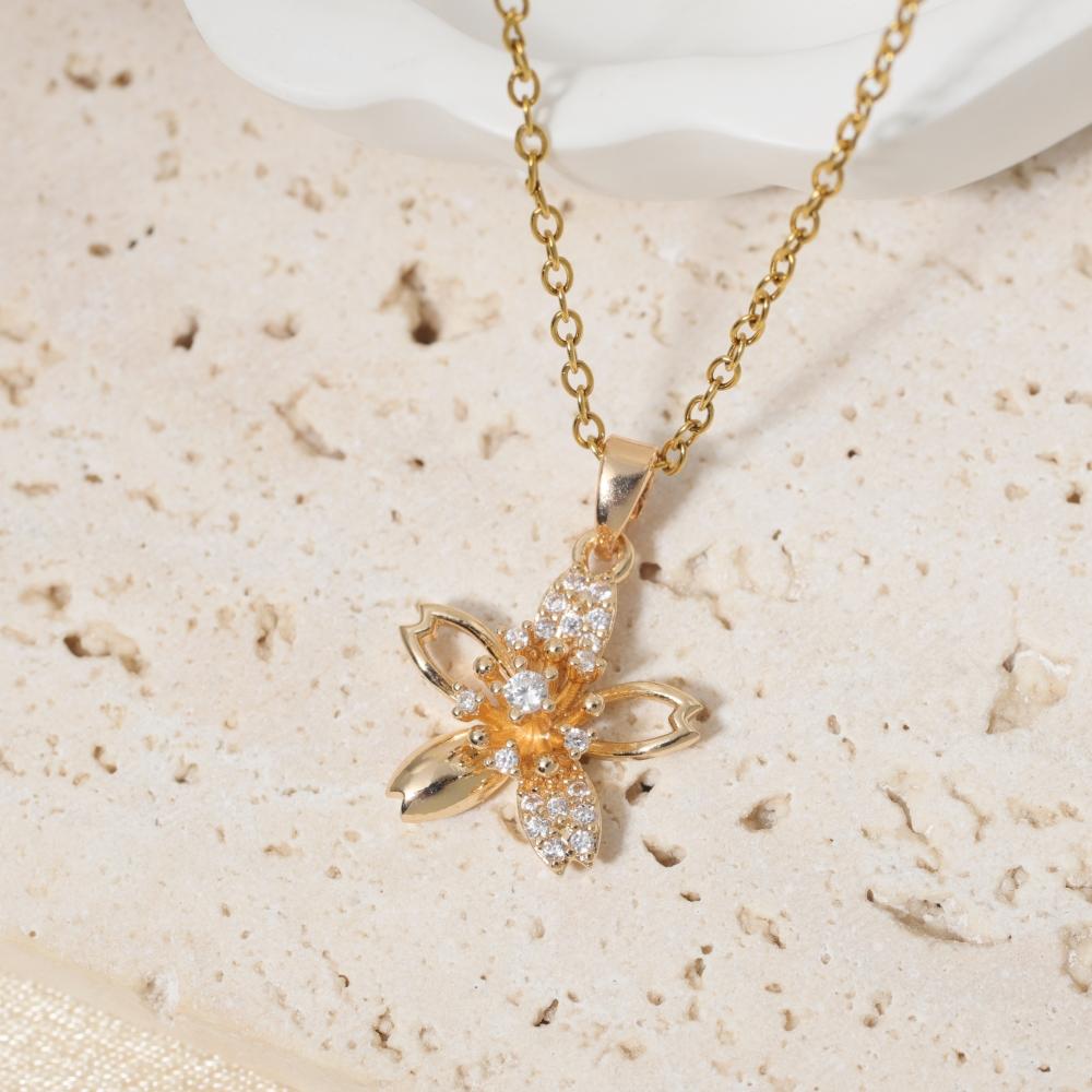 Modische Zirkonia Kirschblüten Anhänger Halskette, Zierlicher Blumenschmuck für Damen