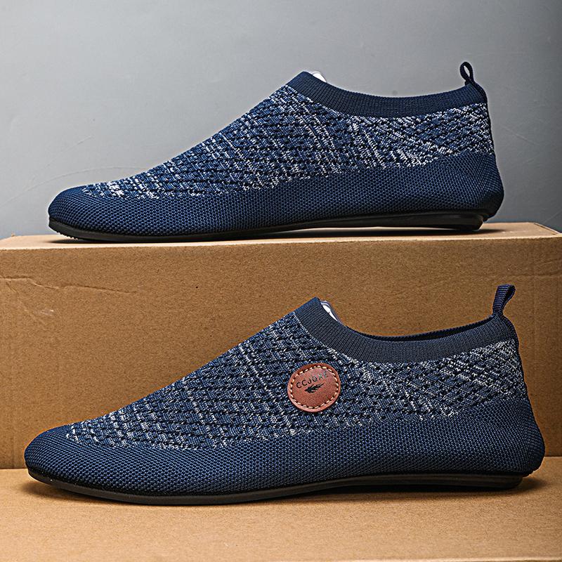 MAEDEF Men's Shoes Breathable Loafers Men Shoes Lightweight Home Bedroom Slippers for Men Comfortable Walking Shoes