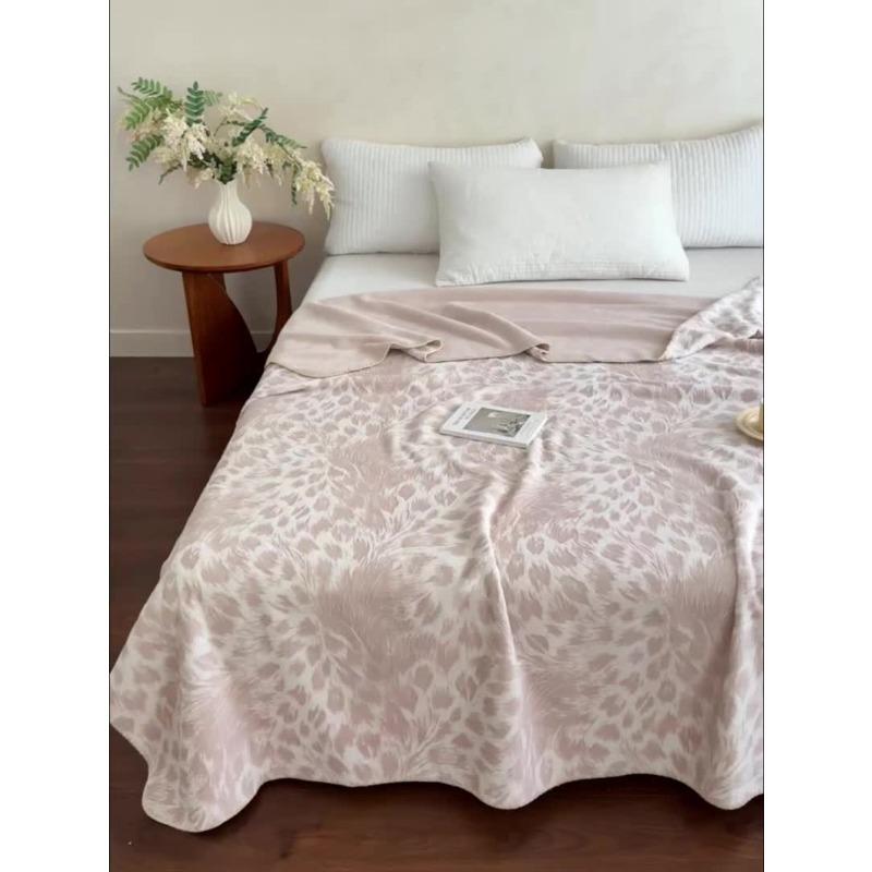 2026 new colored carved velvet graphene composite blanket blanket blanket