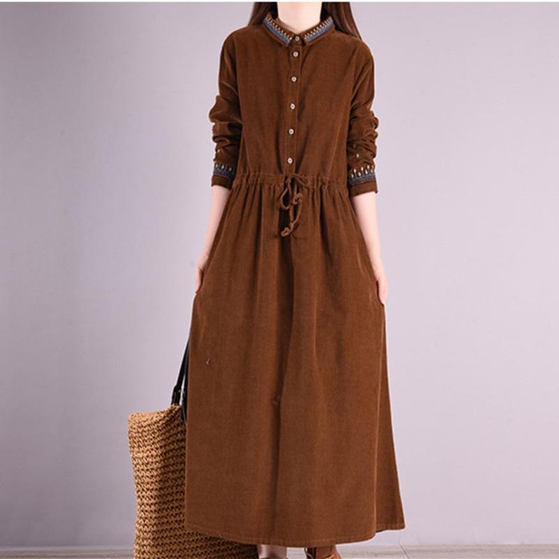 

Свободное женское вельветовое платье на шнуровке с вышивкой 2XL