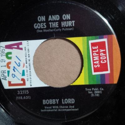 7inch Record BOBBY LORD - Look What You're Doing / On And On  32115 Decca 1967 US Folk Used