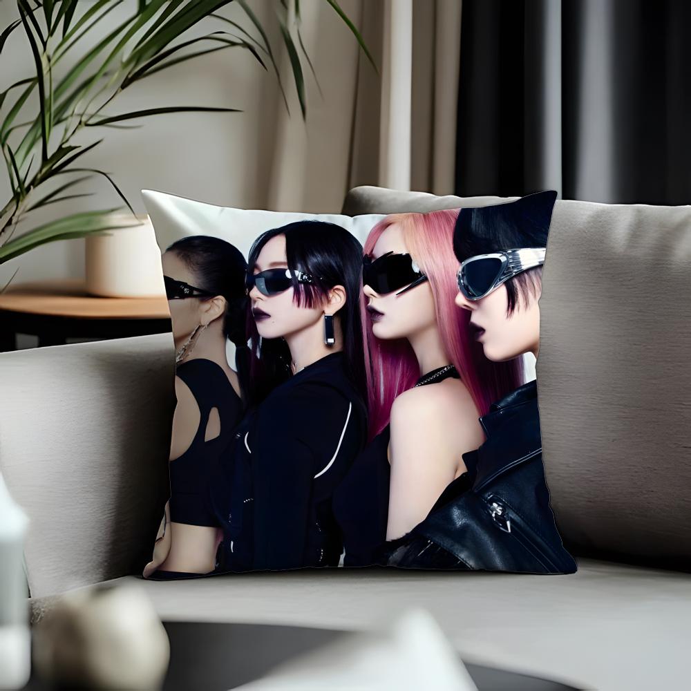 Fashion AAespa Whiplasher Cushion Cover Antidustmite Pillowcase Invisible Zipper Silky Short Plush Sofa Cushion Cover