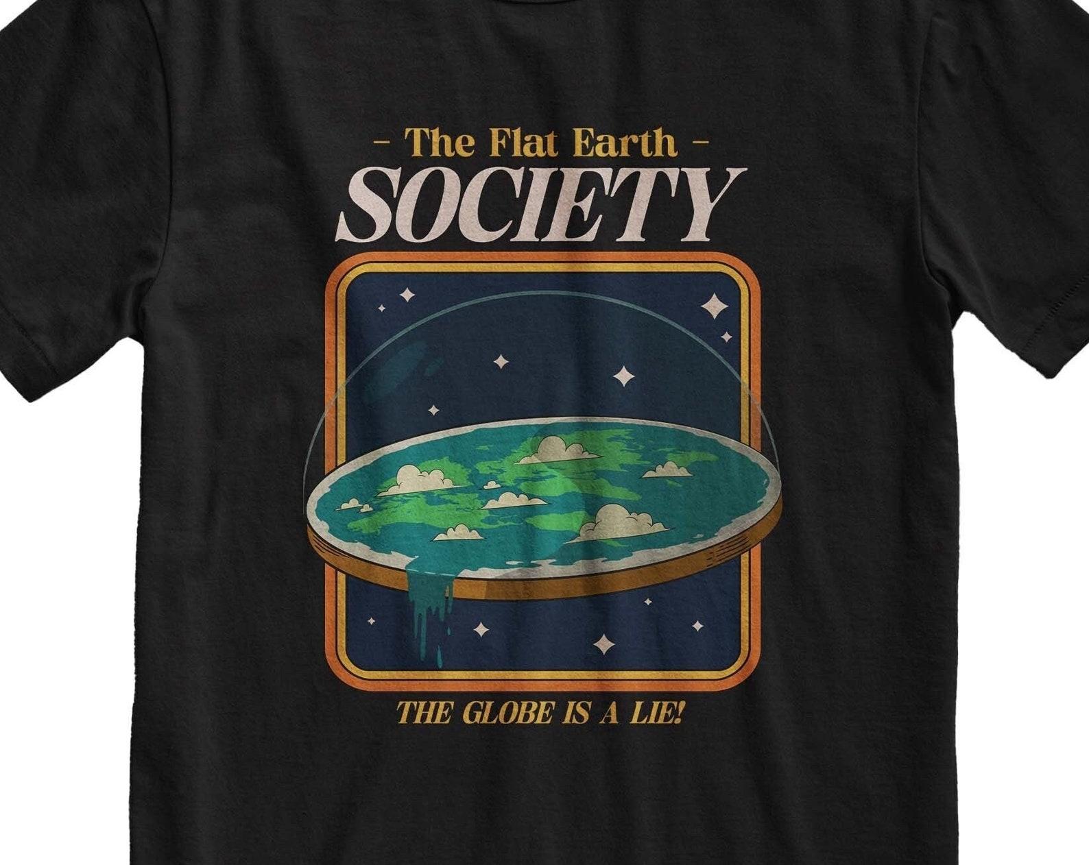 Retro Flat Earth Society T-Shirt: Funny Conspiracy Graphic Tee 2XL