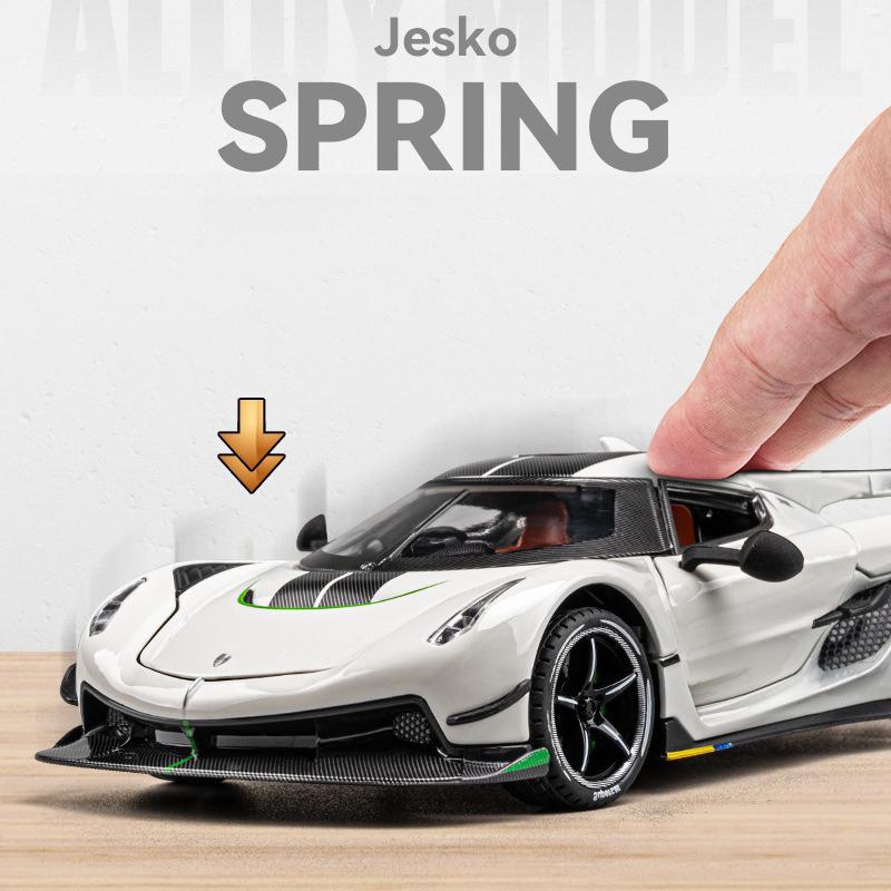 1/24 Lamborghini Koenigsegg JeskoModel Autíčka Zliatinové Zberateľské Odliate Vozidlá so Zvukom a Svetlom