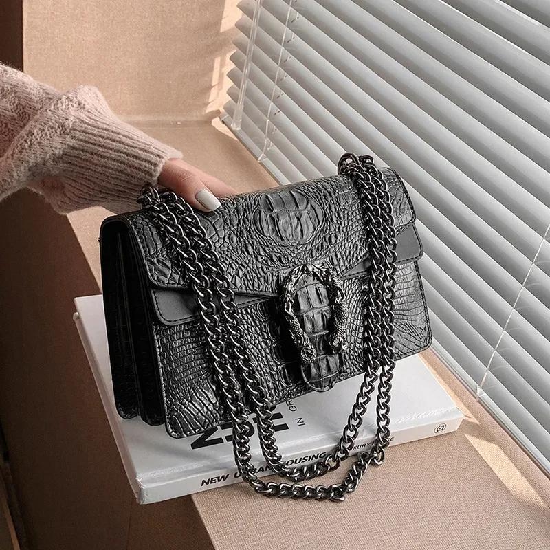 Luxury Handbags Crossbody Shoulder Bag for Women Snake Printed Leather Evening Clutch Chain Strap Purse