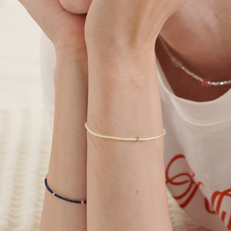 

FINDELISE 925 Pre-Summer Smile Pendant Bracelet PINK