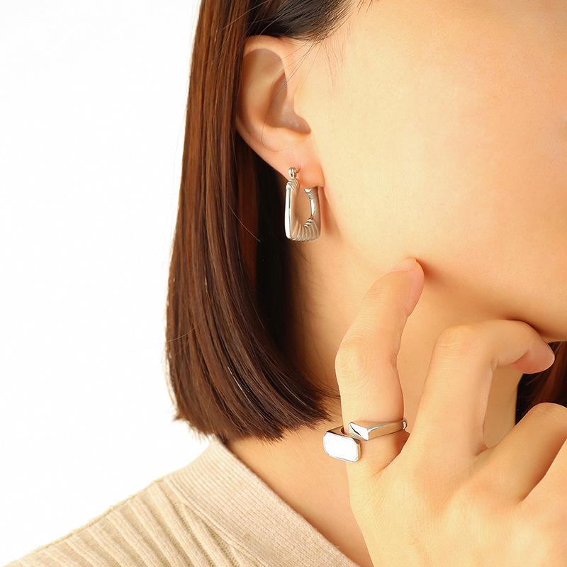 Brand European Retro Distressed U-shaped Gold Plated Stainless Steel Earrings