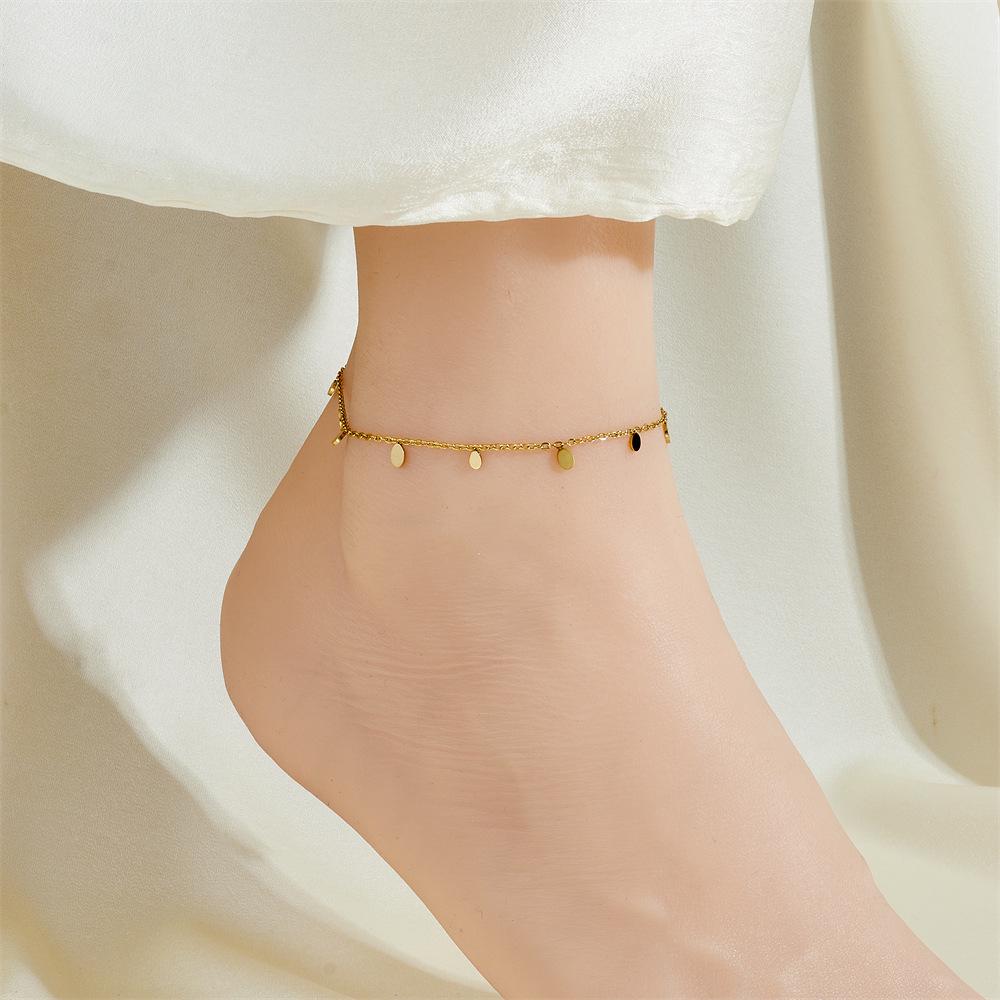 Elegant Water Drop Titanium Steel Necklace - Niche Design with 18K Gold Clavicle Chain for Women