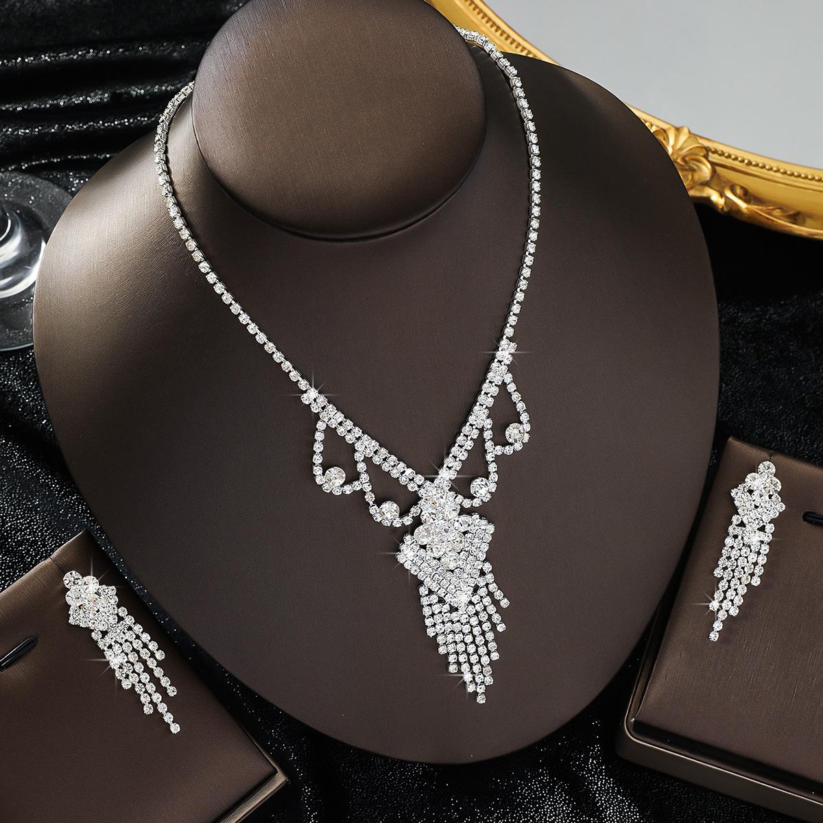 Jewelry Set Two-Piece Claw Chain Tassel Rhinestone Imitation Pearl Bridal Wedding Dress Accessories Photography