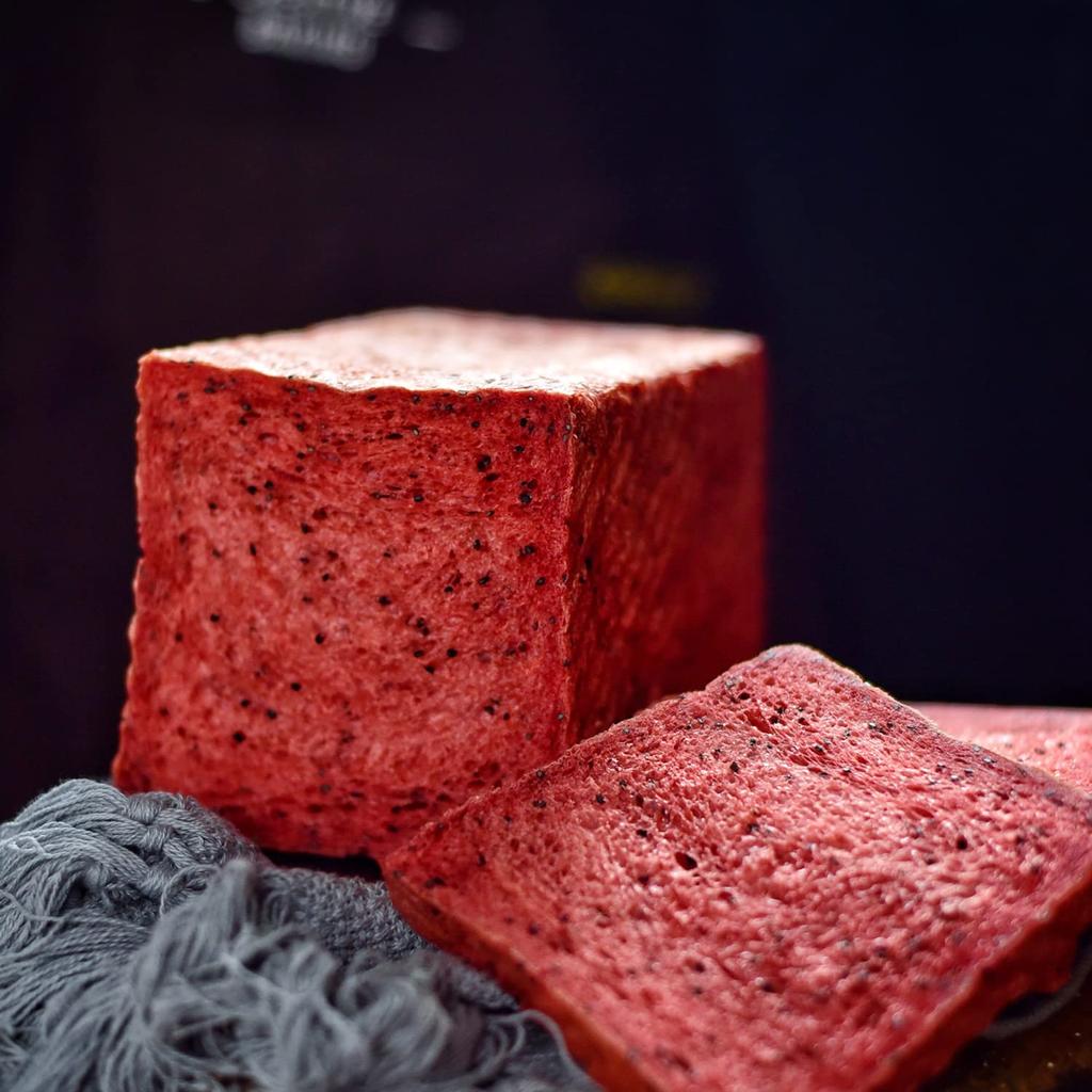 CHEFMADE Bread Pan with Lid, Ripple Shape, Bakeware, Non-Stick Bread Case, 21.1*12.1*11.1cm