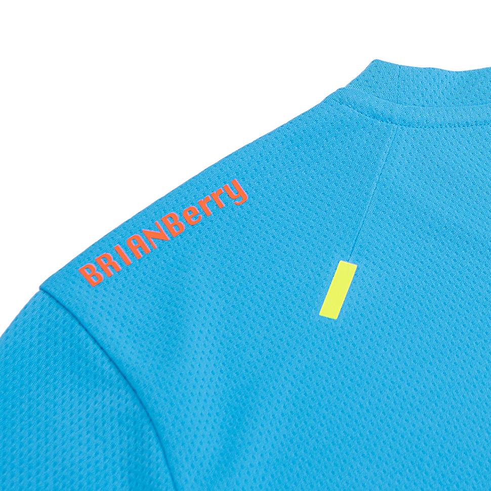 BRIAN BERRY Berry Man Logo Tee_Aqua
