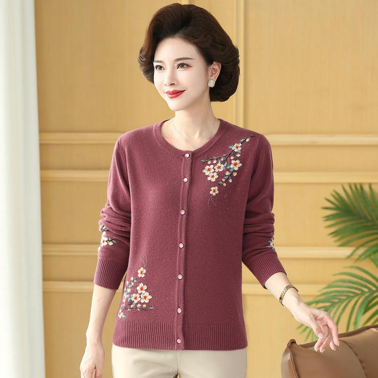 Middle-aged and Elderly Women's Sweater Bottoming Shirt Autumn New Heavy Industry Embroidery Cardigan Foreign Mother Fashion Age Reduction
