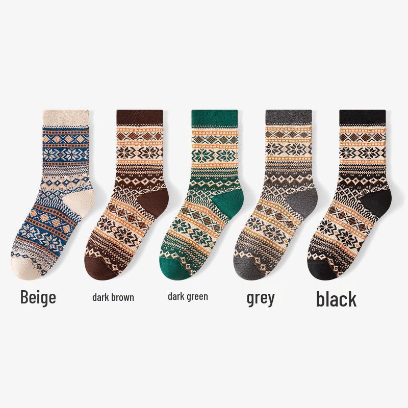 Men's Retro Ethnic Style Mid-Calf Cotton Socks: Trendy, Pilling-Resistant, American Amekaji Design for Autumn & Winter