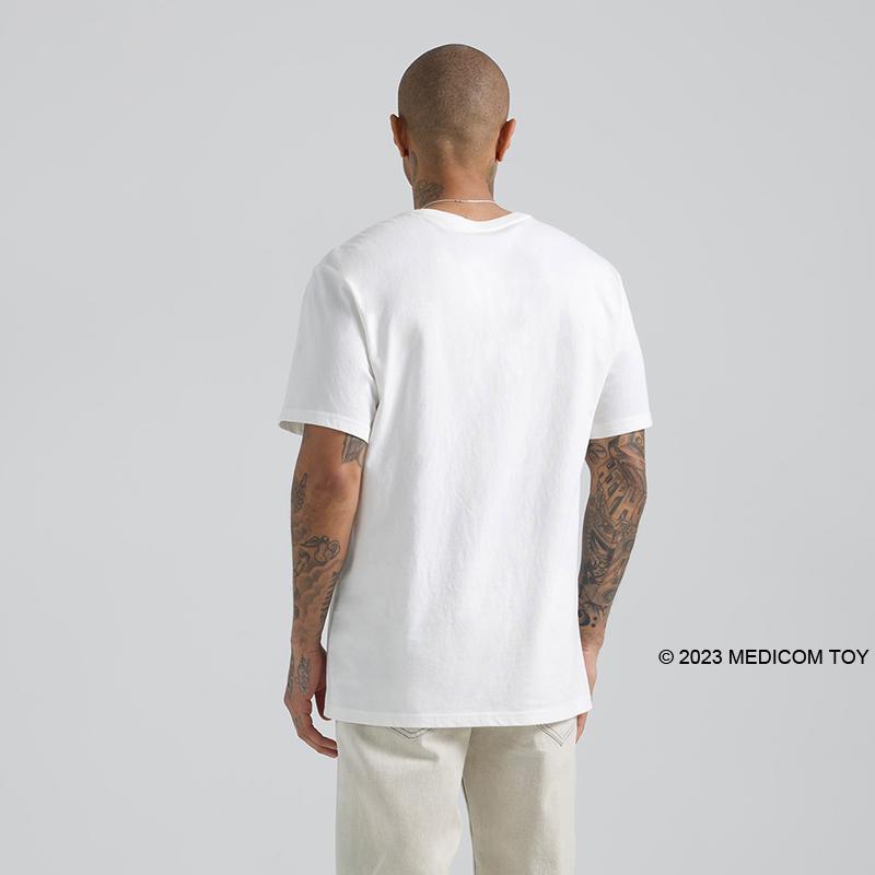 X BE@RBRICK Kollaboration FW23 Bequemes Rundhals-T-Shirt mit mehrfarbigem Print, kurzärmlig, Herren Oberteile Weiß LMT007013203492K14000