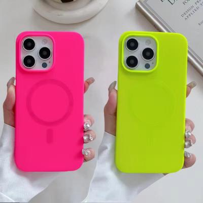 Custodia di Lusso Luminosa Fluorescente in Silicone Liquido Magnetica Per Magsafe Per iPhone 16 15 14 13 12 Pro Max Plus Cover per Ricarica Wireless
