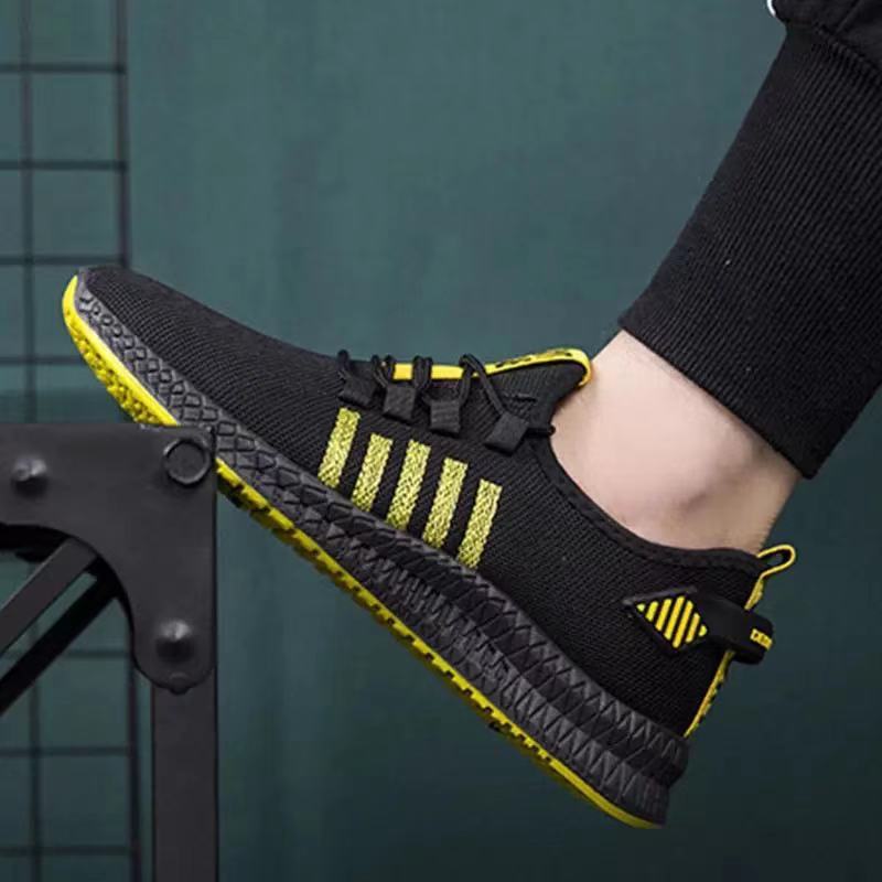 Men's net shoes new spring breathable light casual shoes men's Korean version summer running trendy shoes men's small black shoes