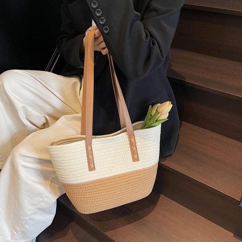 Большая женская сумка на плечо Tide контрастного цвета большая вместительная сумка из хлопковой веревки коричневый 1836₽