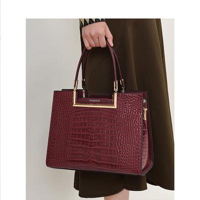 New Autumn and Winter Crossbody Bag Genuine Leather New Chinese Style Versatile High-end Wedding Bag Handheld Mother Bag