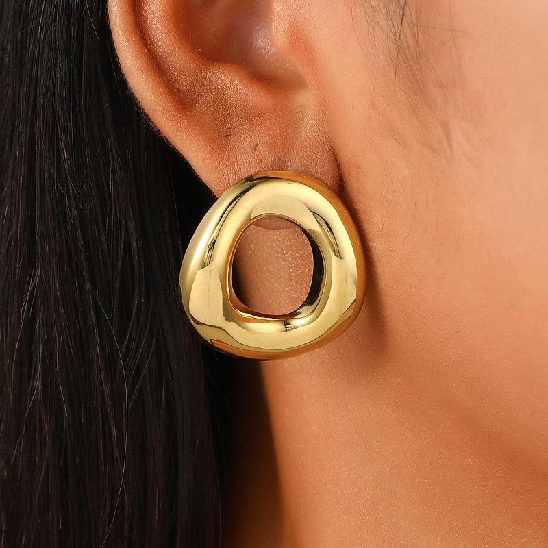 Vintage Metal Textured Oval Stud Earrings for Women Minimalist Gold Color Irregular Geometric Piercing Earrings Jewelry Gift