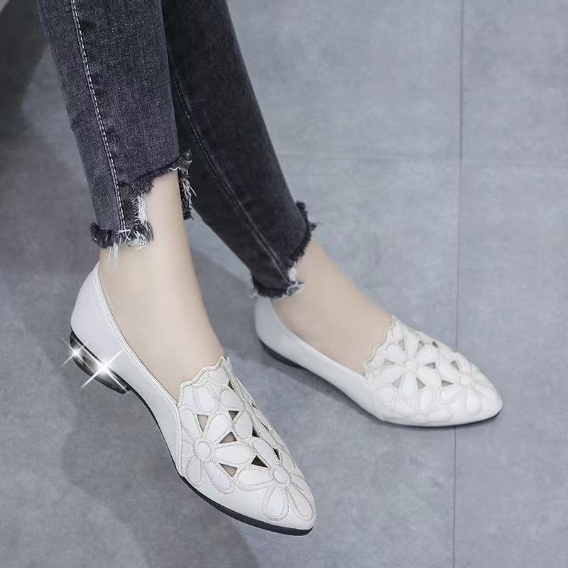 Soft leather soft sole low-top single shoes women's flat bottom 2025 summer new thick heel pointed hollow flower work leather shoes women