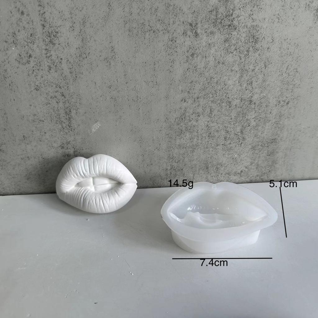 DIY Crystal Epoxy Resin Mold Three-dimensional Lip Red Lip Mirror Silicone Mold