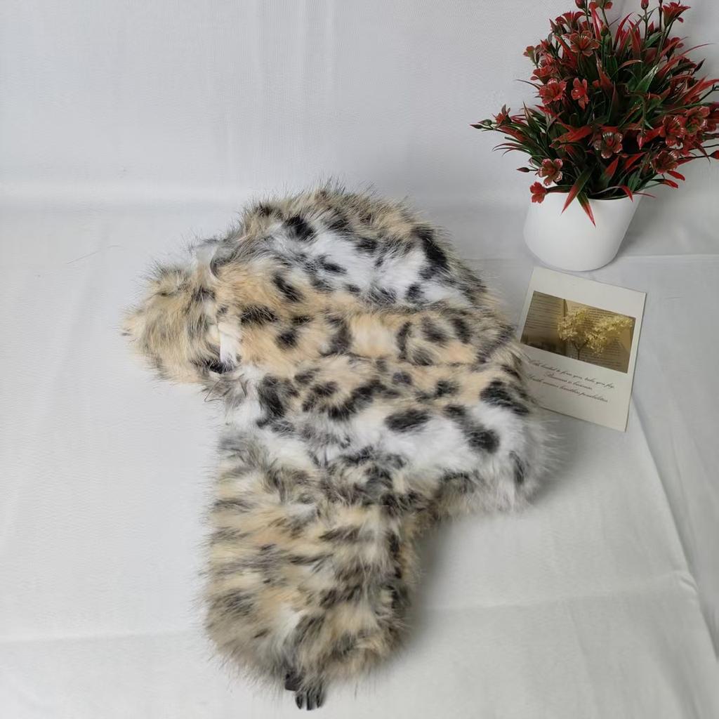 Han fortschrittlicher Sinn Leopardenmuster Kunstpelz Plüschmütze Damen Herbst und Winter zeigen ein kleines Gesicht Tasche Kopf warm Ohrenschutz Lei Feng Mütze Tiger pa