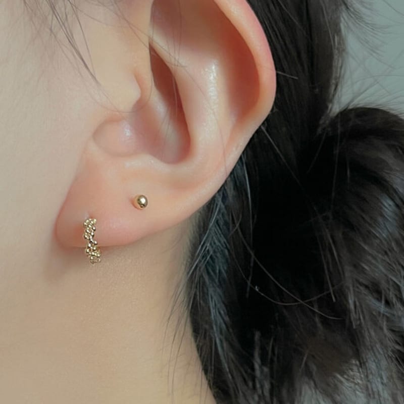 BettyU 14k Gold Grape Earrings (2 Colors)