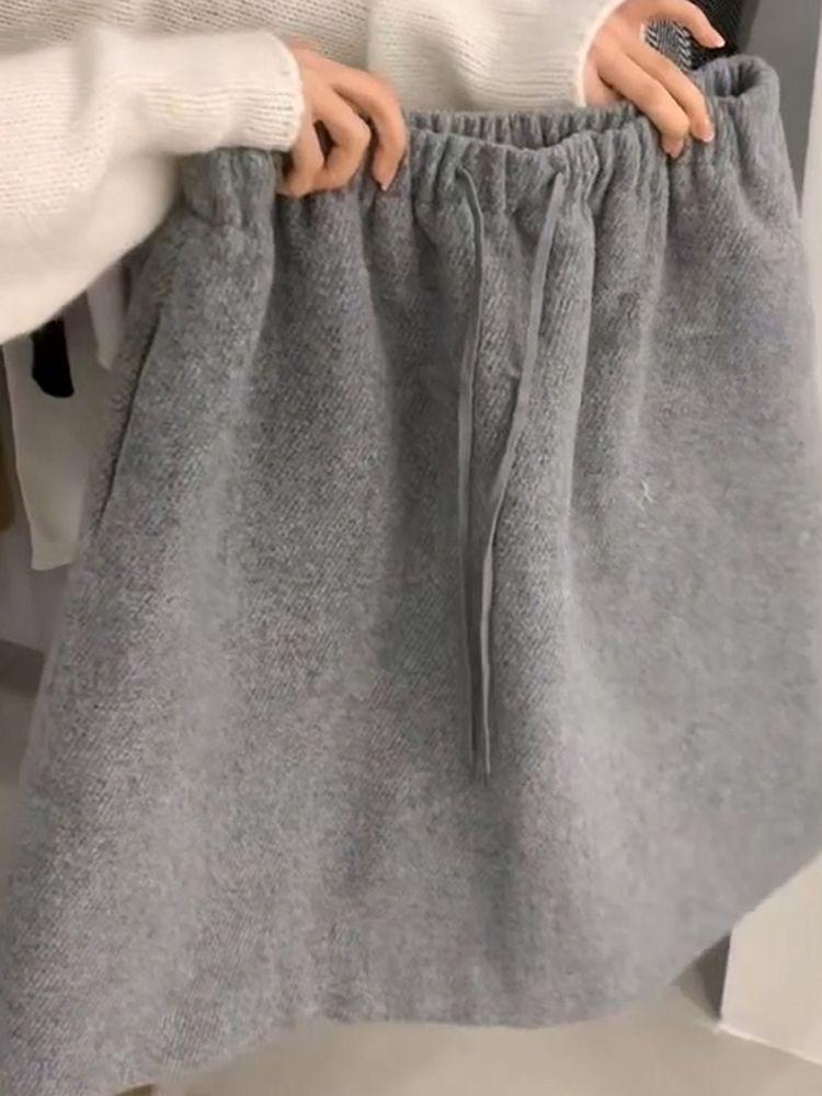 2025 Autumn/Winter Woolen High-Waisted Drawstring Skirt: Versatile Elastic, Soft, Slimming, Casual Short Style.