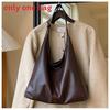 Pu Large Capacity Tote Bag For Women With Zipper Closure And Casual Street Style