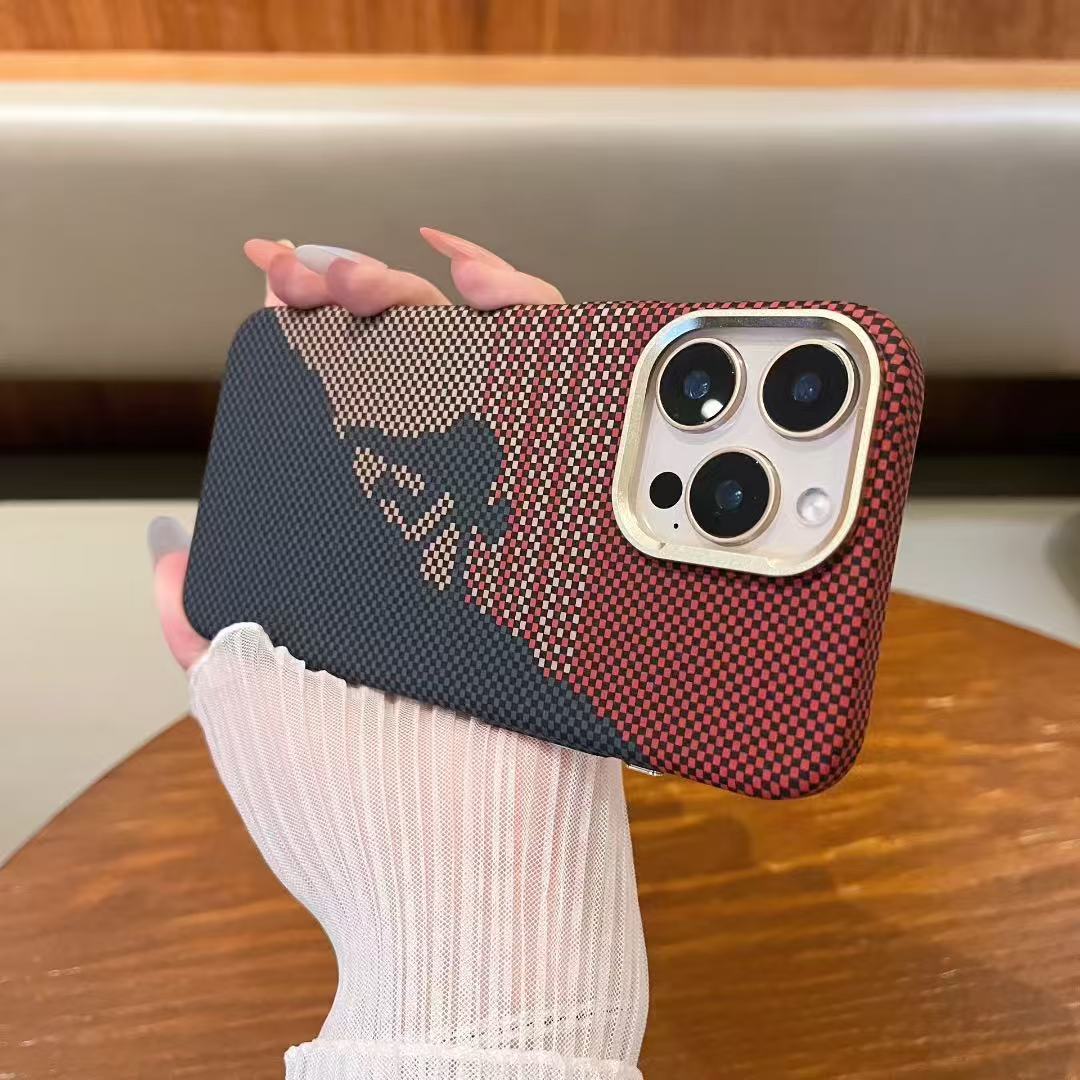 

Applicable To Apple 16ProMax Kevlar Magnetic Phone Case IPhone 15 Creative Carbon Fiber Drop Protection Case iPhone16