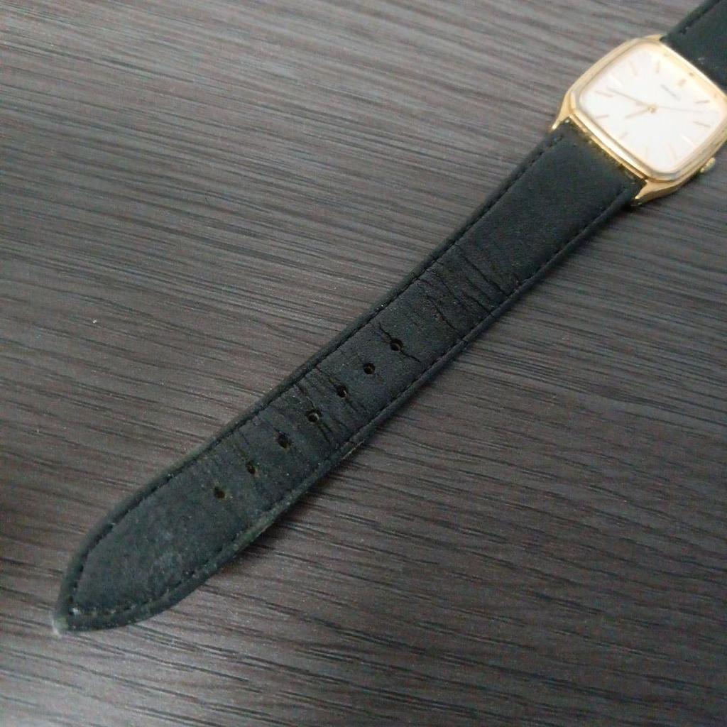 [USED] SEIKO Gold Black Analogue Watch