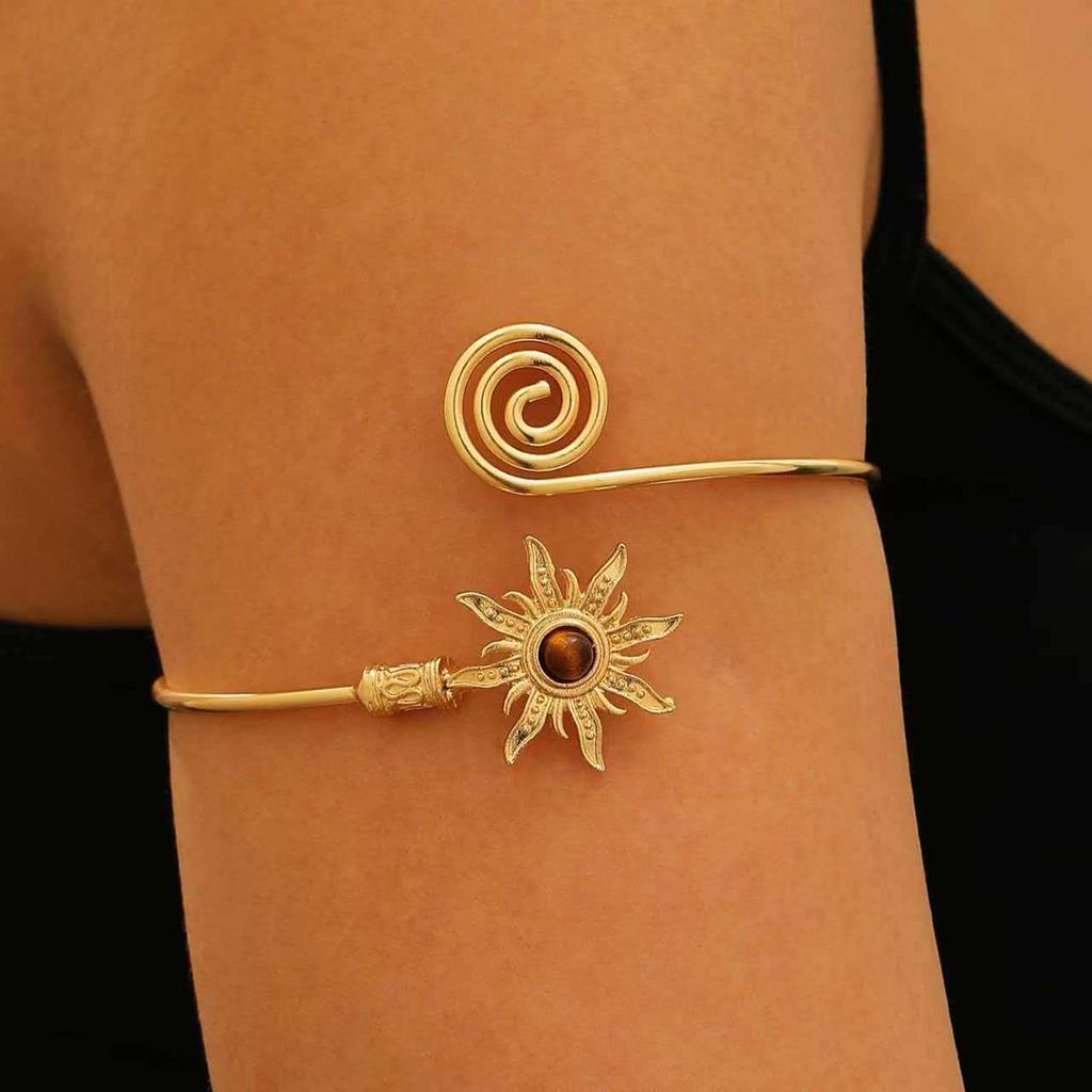 Retro Sunflower Adjustable Metal Cuff Bracelet for Women
