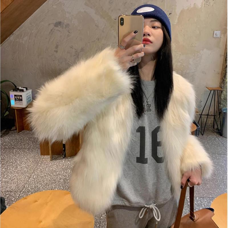 Autumn Long Sleeve Loose Plush Fox Fur Coats Women Fashion Soft Warm Short Winter Jackets Women Tops Solid Elegant Street Loose Lady Jacket Coat 25878