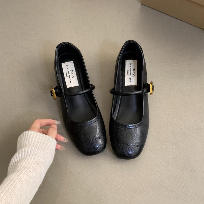 

Французский вечерний ветер светлый рот туфли-лодочки женские толстый каблук 2025 осень новые корейская версия маленькие кожаные туфли ретро средний каблук туфли Мэри Джейн 39 чёрный