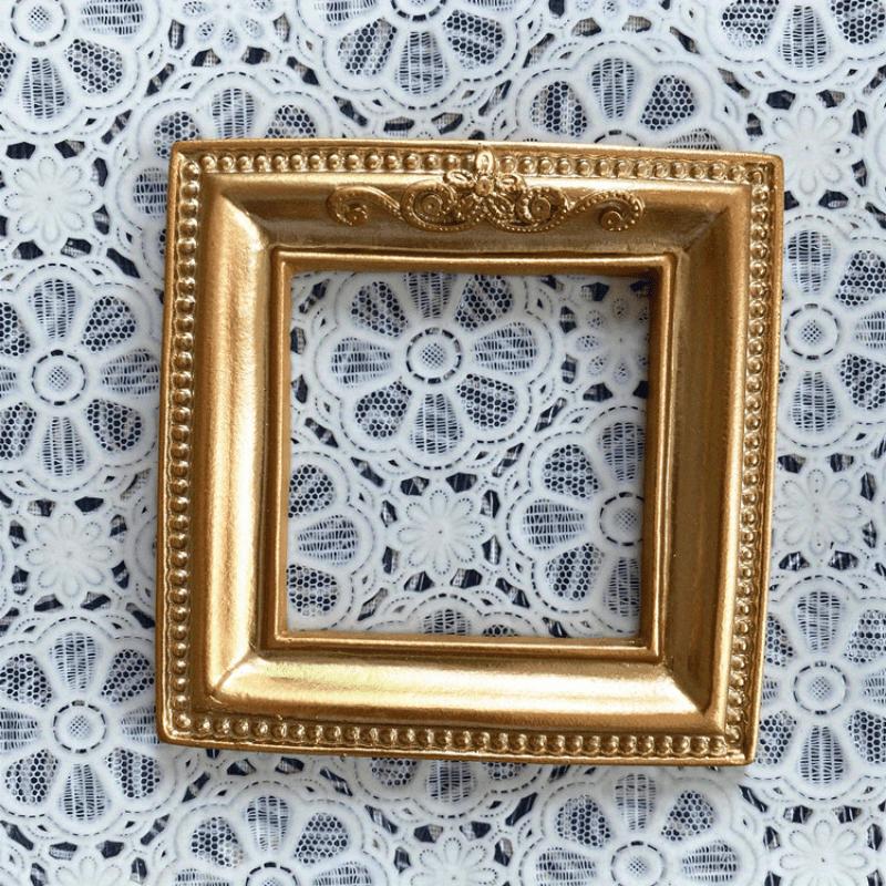 European Victorian Style Retro Resin Mini Angel Oval Small Photo Frame Accessory Positioning Frame Earring Necklace