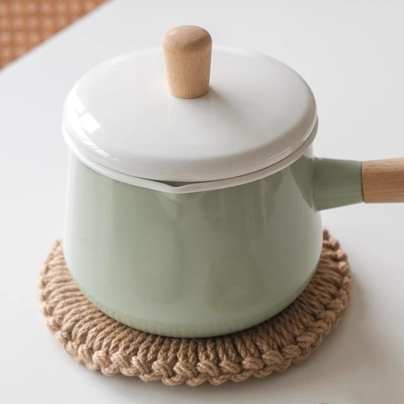WTEMPO 1PC Handwoven Anti Scald Insulation Placemat Heat Resistant Pot Mat Household Hanging Handmade Tableware Pat