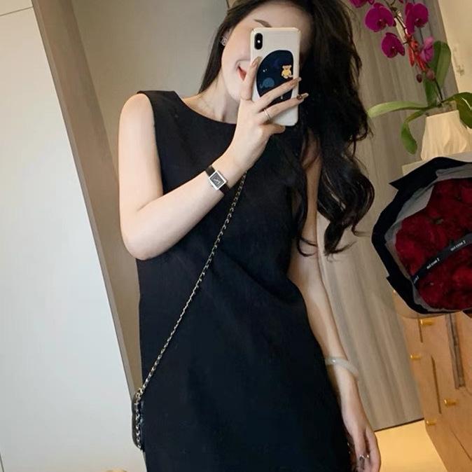 2023 Hepburn-Style Black Sleeveless Dress with Ostrich Feathers for Summer