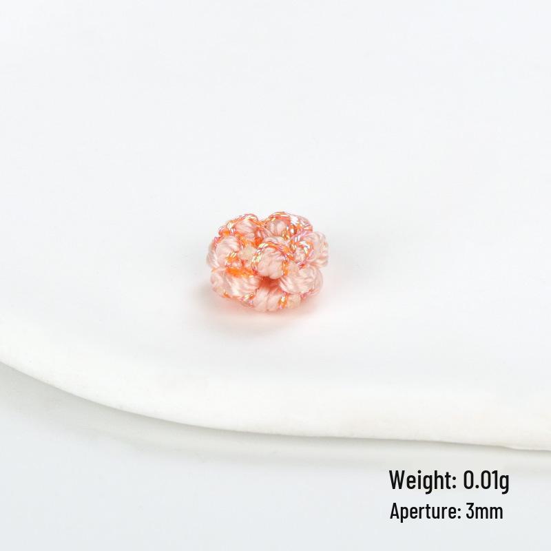 Ручной браслет «Узел цветения персика» с золотым кольцом и бусинами-разделителями.