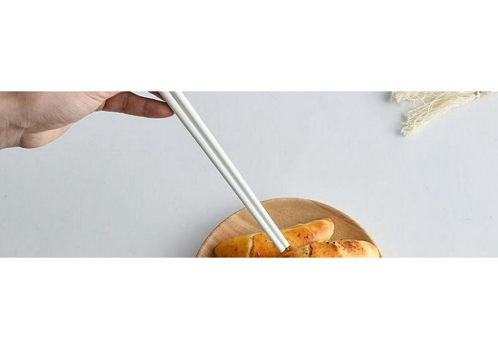 Premium Mold-Proof, Anti-Slip, High-Temp Resistant Bone China Ceramic Chopsticks