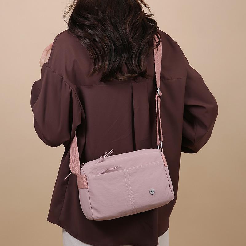 Water-Repellent Multi-Compartment Bag Lightweight Small Square Bag Commuter Women's Shoulder Bag Solid Color Crossbody Bag