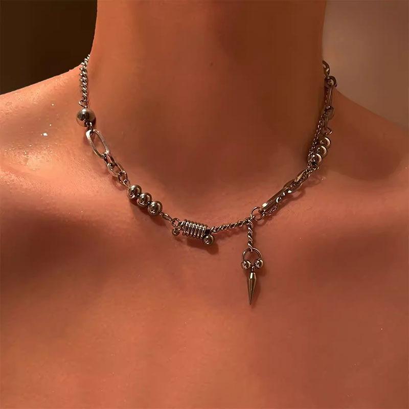 Unisex Fashion Necklace Layered Chain Link and Beaded Pendant Necklace Adjustable Length 45+5 Cm Suitable for Casual and Streetwear