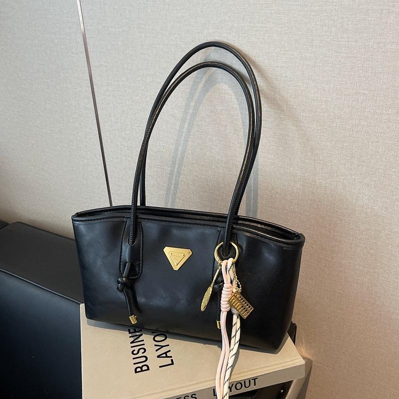 Bag Women's New Fashion Shoulder Bag Versatile Large Capacity Commuter Bag