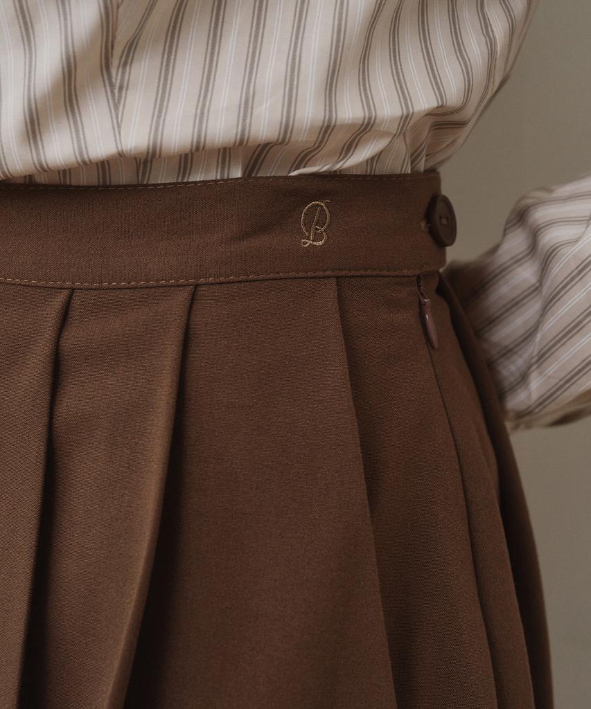 Belloel Basic Pleated Skirt Brown