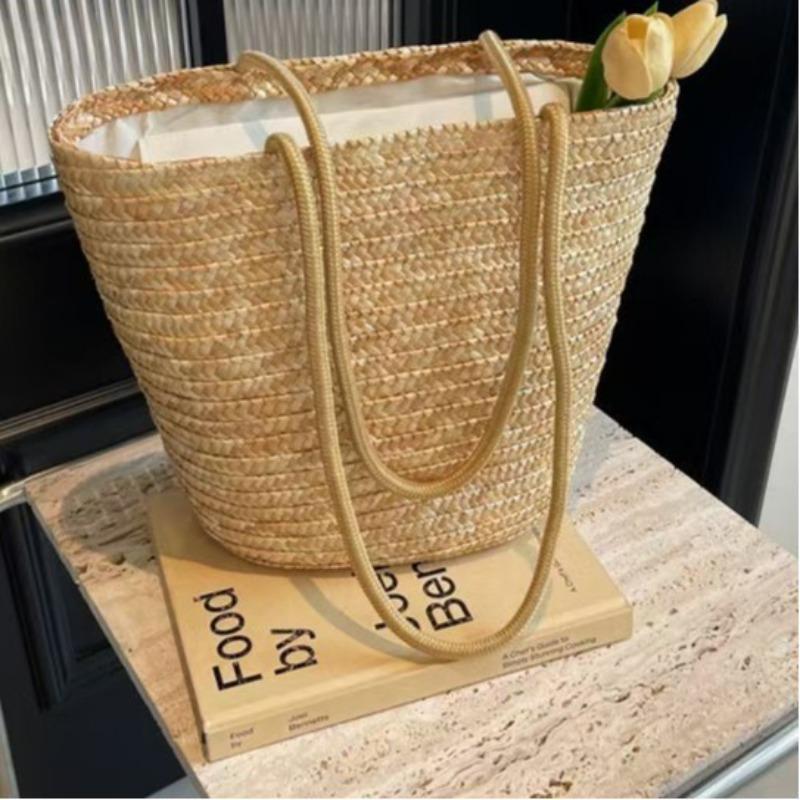 Straw Shoulder Straw Bag New Hand-woven Bag Large Capacity Versatile Bucket Bag Vacation Beach Bag Straw Bag Women