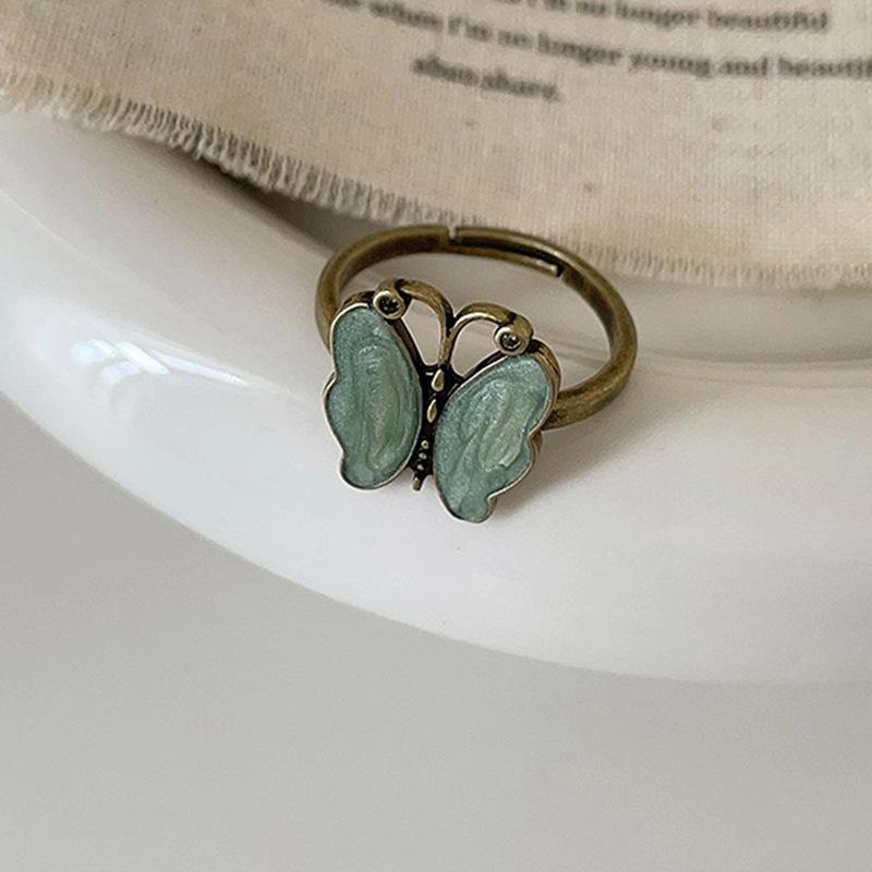 New Chinese style old butterfly flower ring women s retro vintage unique index finger ring niche high-end ring