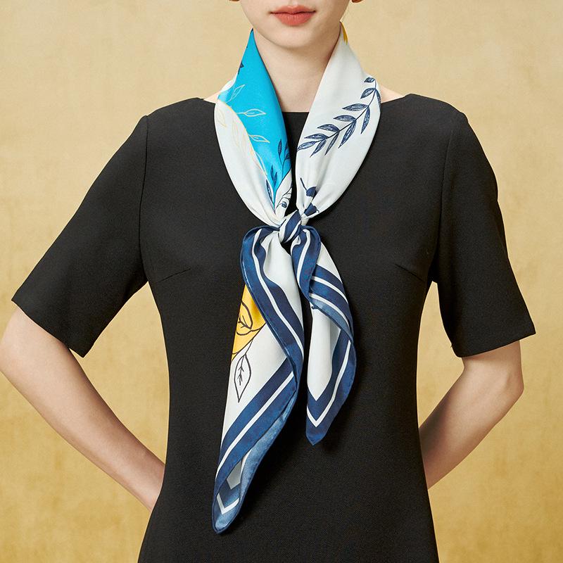 26-Year New Style Heavyweight 100% Mulberry Silk Scarf - Floral Souvenir Gift