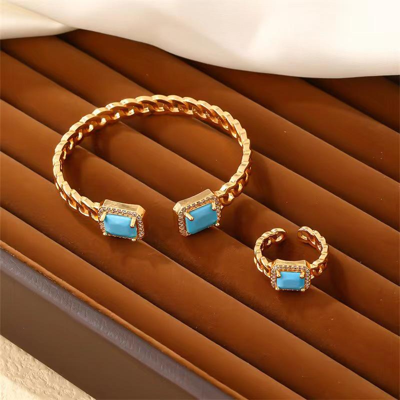 Retro Luxury Zircon Bracelet - Colorful Open Round Design