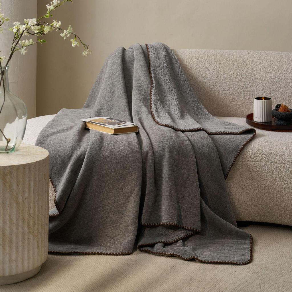 Cozy Knit Velvet Blanket & Shawl - Thick, Warm Cover for Sofa or Office
