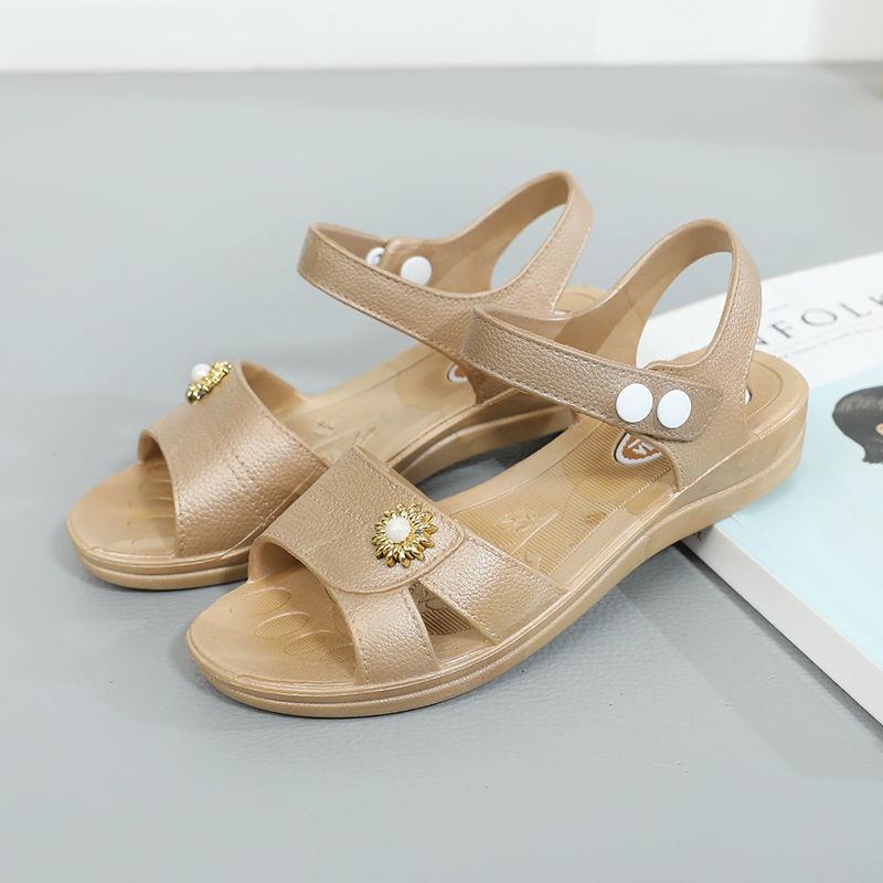 Sandals Women's Summer New Flat Bottomed Casual Versatile Anti Slip and Wear-resistant