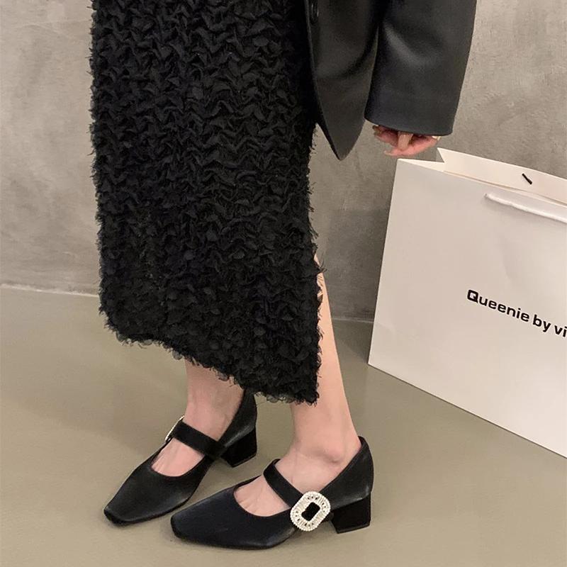 Designer Low Heel Women Mary Jane Shoes Fashion Shallow Crystal Buckle Shoes Ladies Casual Dress Street Style Shoes